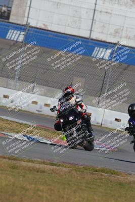 media/Nov-26-2022-Fastrack Riders (Sat) [[b001e85eef]]/Level 1/Session 3 Outside Turn 9/